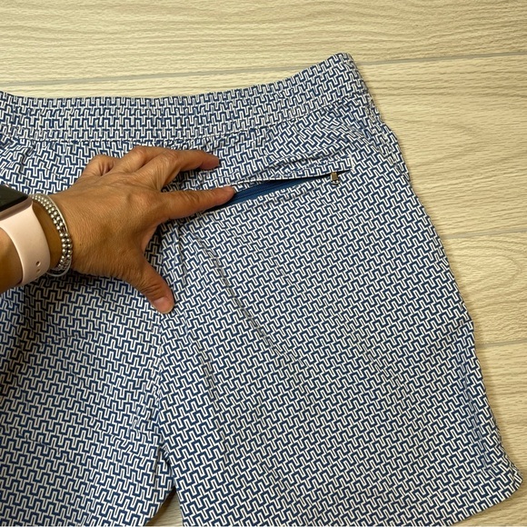 J. Crew Mid Length 7” Blue White Swim Lined Shorts Trunks Mens Size 32 - Picture 4 of 15